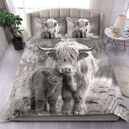 Bedding Set  Highland Cattle Calf And Mom